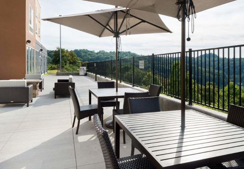 Towneplace Suites Huntington Exterior foto